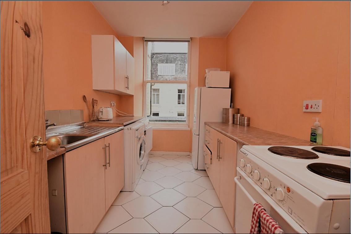 Cosy N Comfy Flat In Historic Heart Of Edinburgh Leilighet Eksteriør bilde